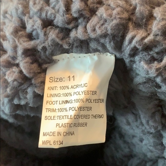 Boots - Picture 4 of 5